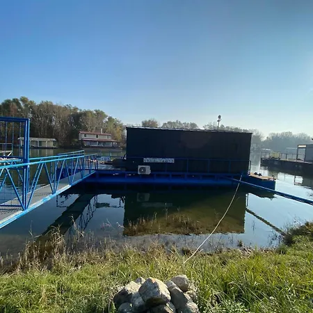 Captains Danube Houseboat - Apartment Pressburg