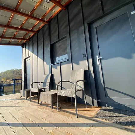 Captains Danube Houseboat -